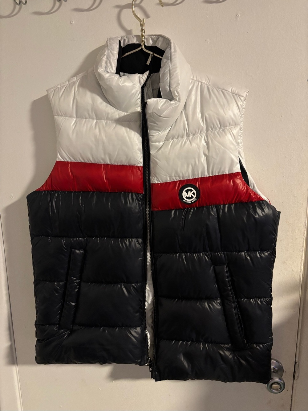 Michael Kors L Colorblock Sustainable Puffer Vest White Red Black